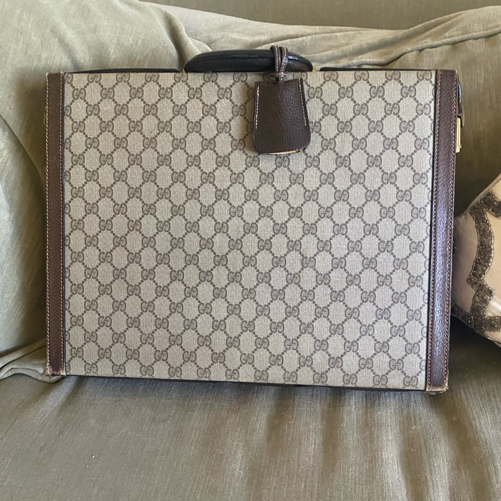 GUCCI BRIEFCASE 💼